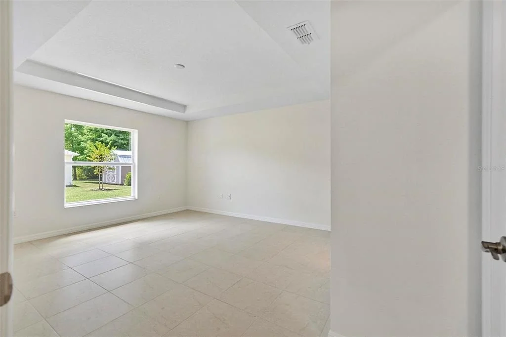 Photo of 52 ROXBORO DRIVE