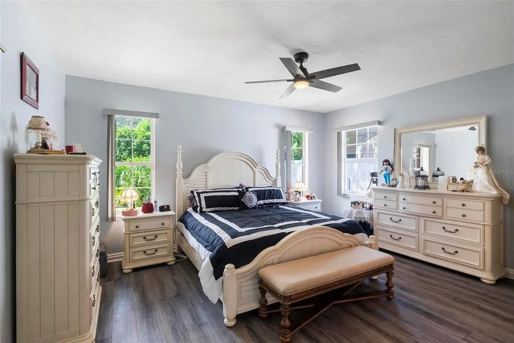 Photo of 27 WINDING CREEK WAY