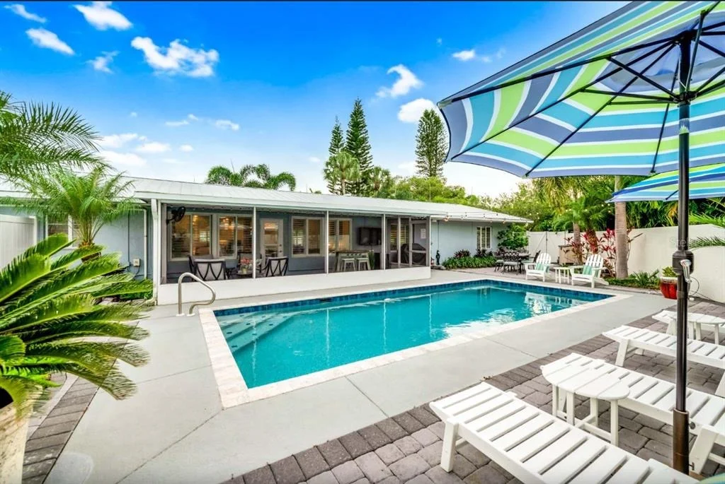 Photo of 301 JACKSON DRIVE
