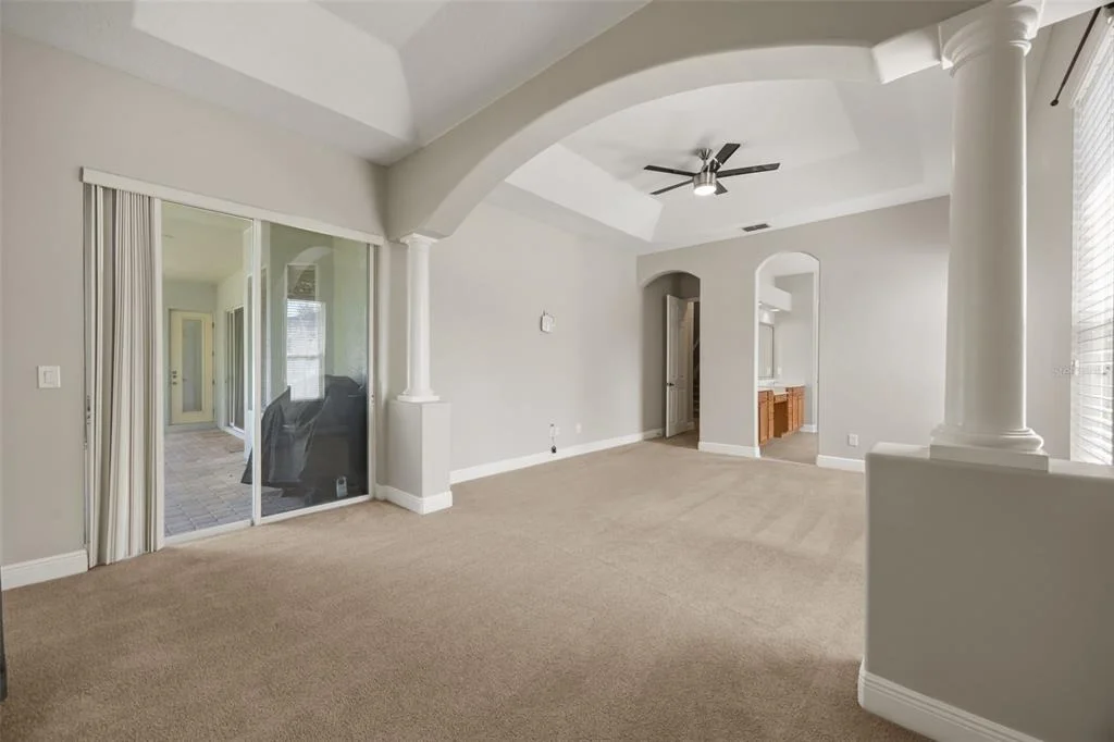 Photo of 6190 HEDGESPARROWS LANE