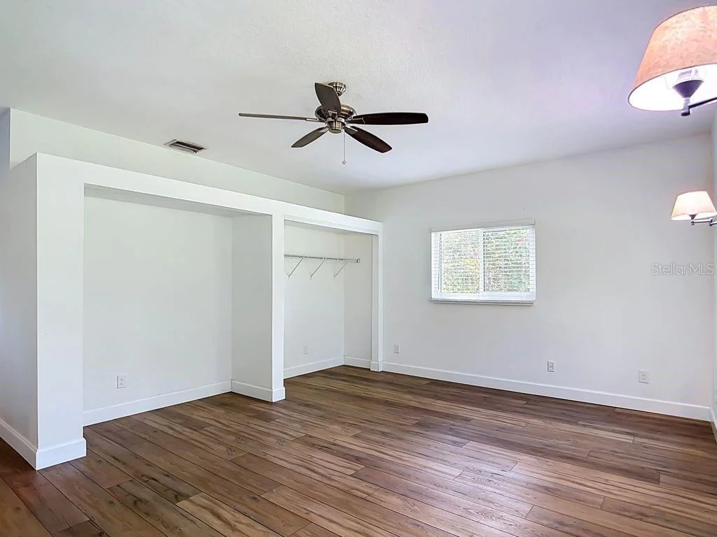 Photo of 1409 LAVILLA ROAD