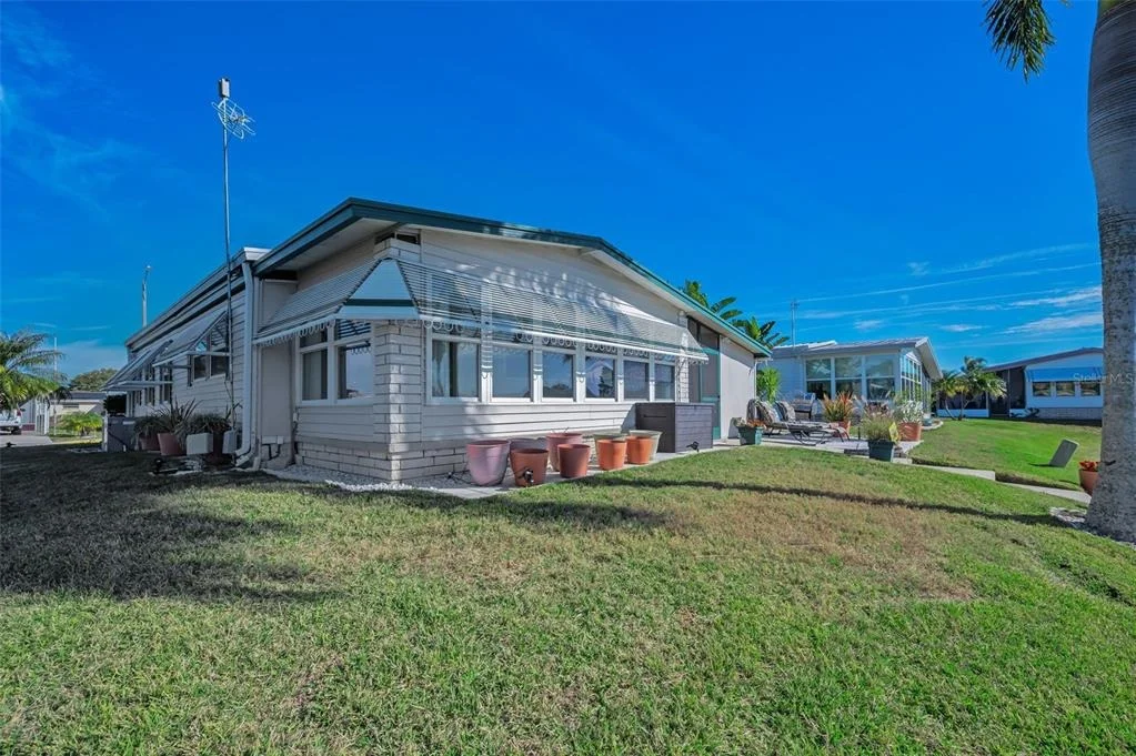 Photo of 4706 BURNEY DRIVE