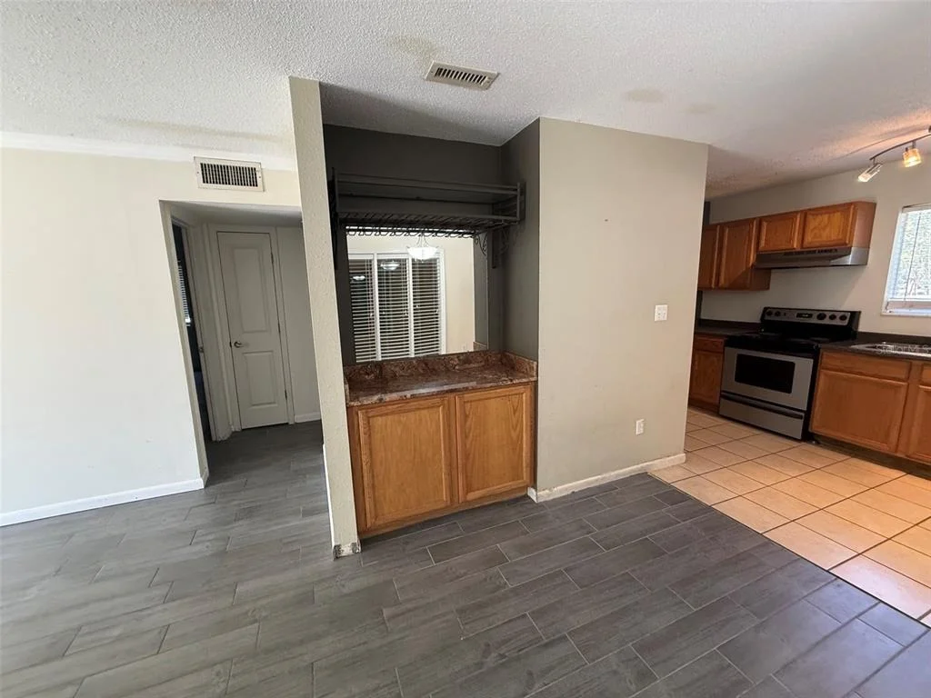 Photo of Unit 102 at 507 NW 39TH ROAD