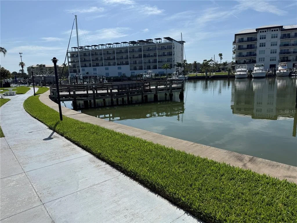 Photo of Unit D at 179 MEDALLION BOULEVARD