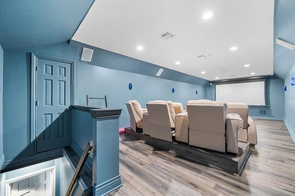 Photo of 6413 MACLAURIN DRIVE