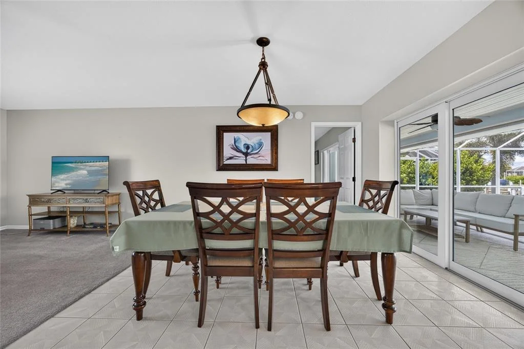 Photo of 2280 VIA ESPLANADE