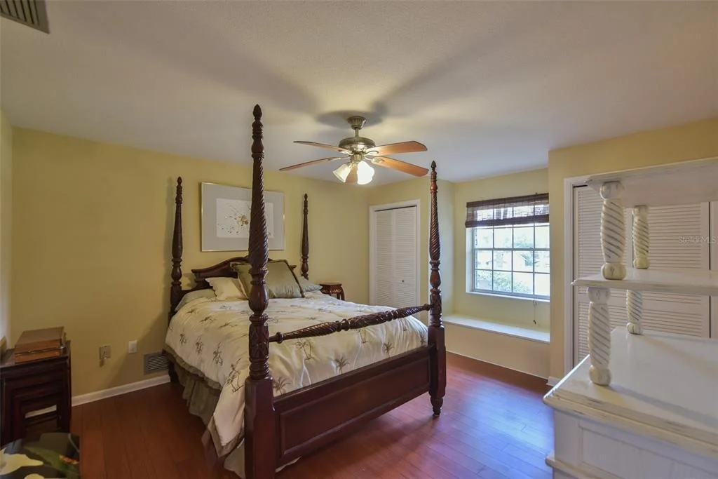 Photo of 4243 SE 8TH STREET