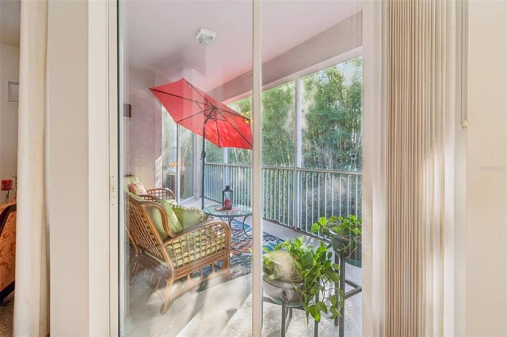 Photo of 894 LANTERN WAY