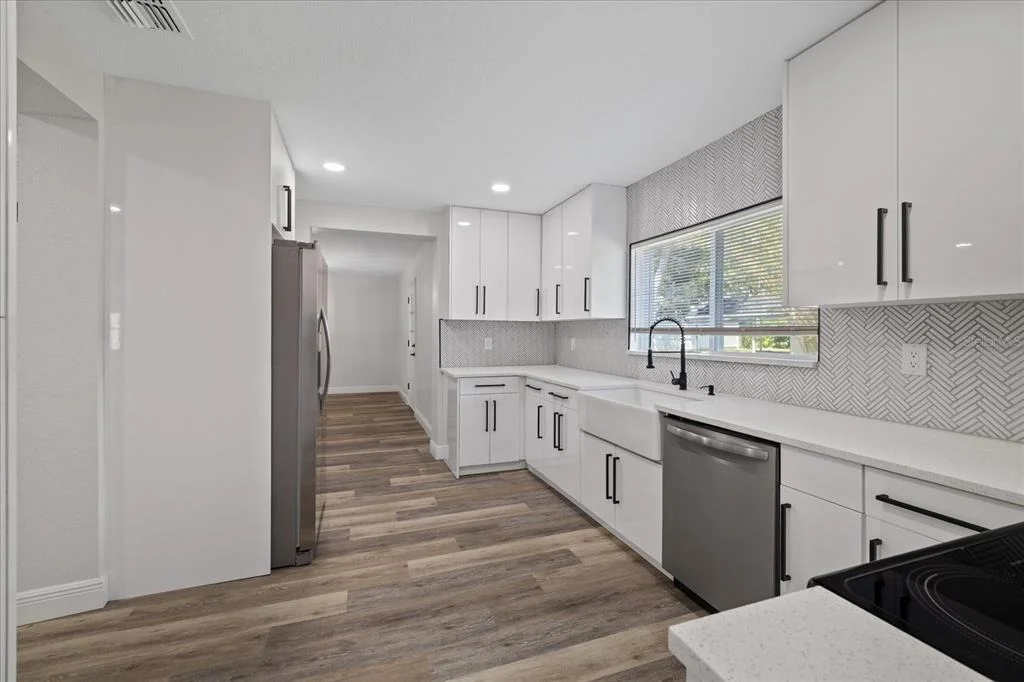 Photo of 11002 RIVERVIEW DRIVE