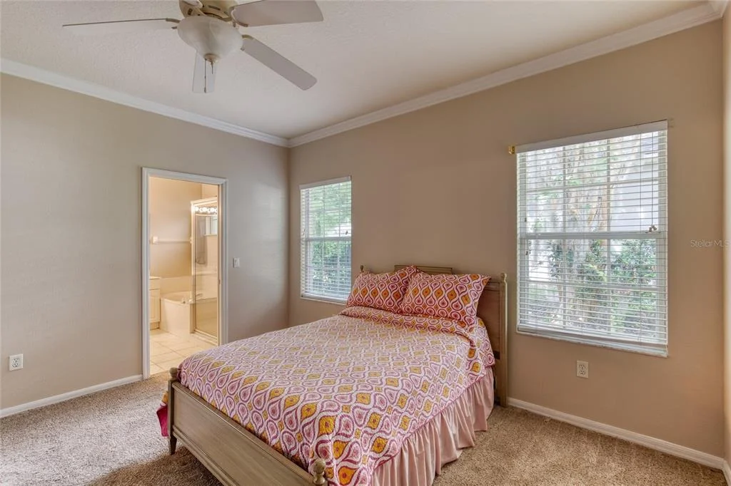 Photo of 5 WATERCLIFF LANE