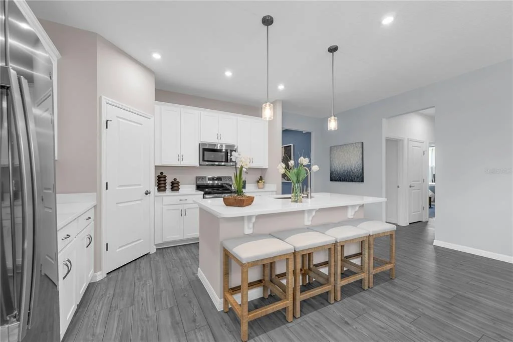 Photo of 5824 CLIFFBOW LOOP