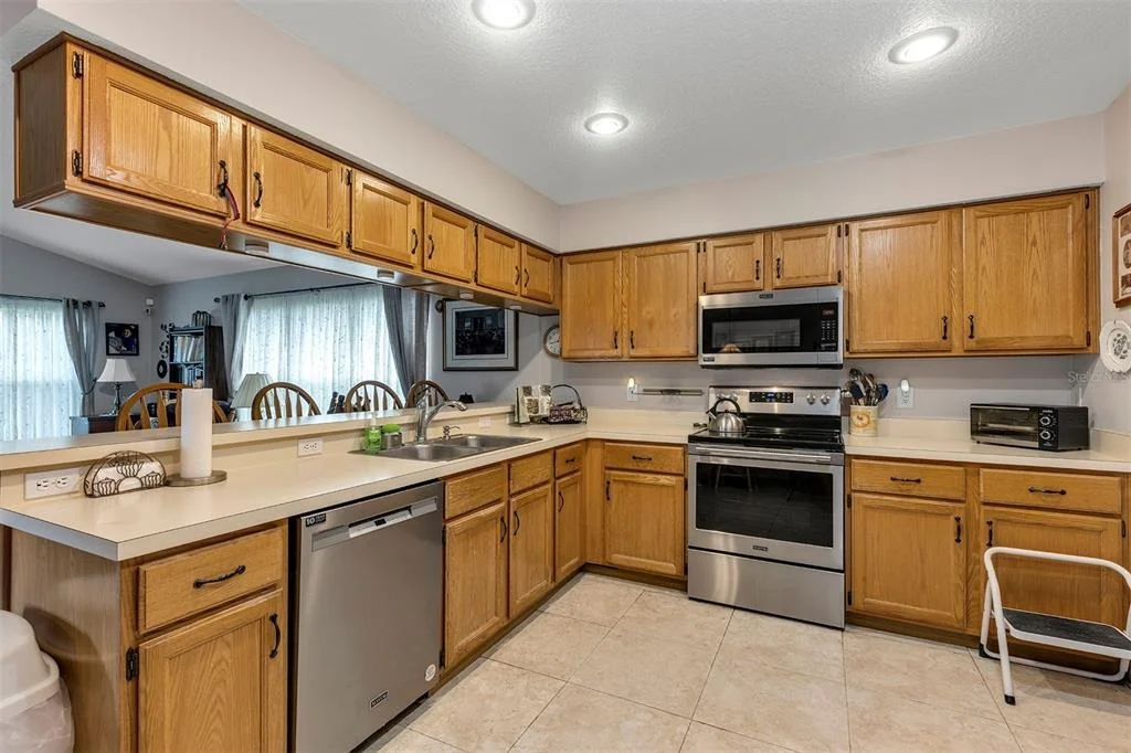 Photo of 406 STERLING LAKE DR