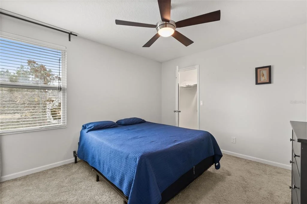 Photo of 2427 LINER AVENUE