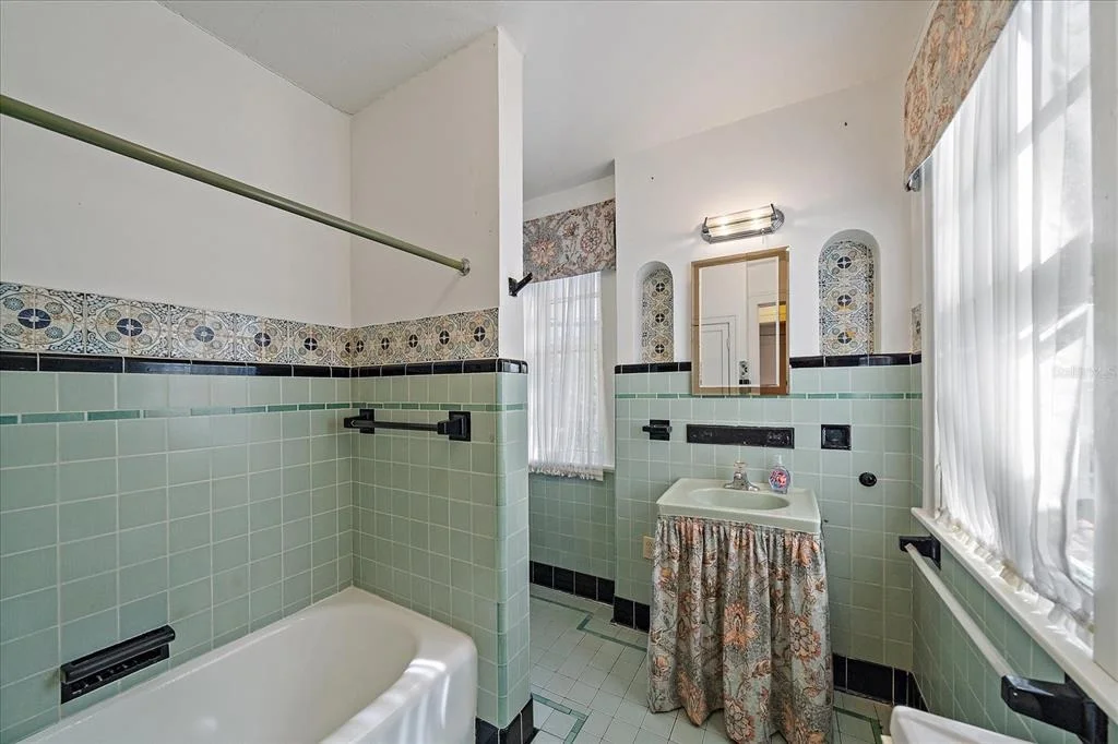 Photo of 2830 BAY SHORE CIRCLE