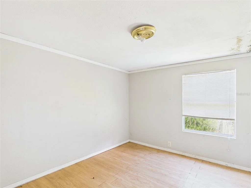 Photo of 13014 LINCOLN ROAD