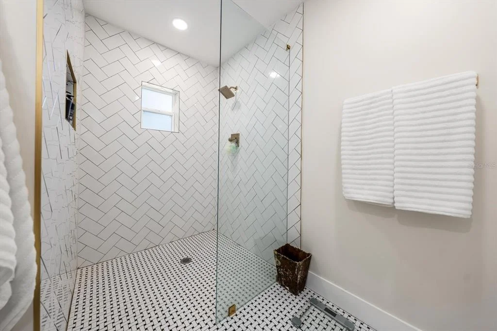 Photo of 1736 GOLF VIEW DRIVE