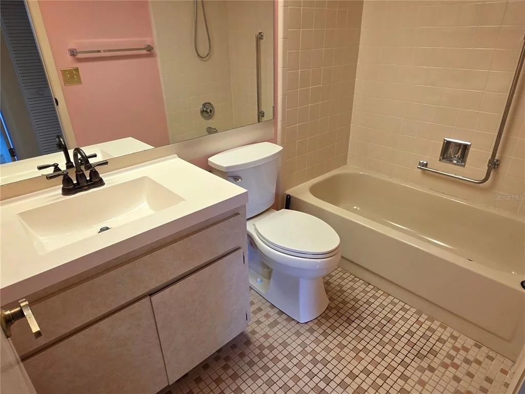 Photo of 6264 DARIEN WAY