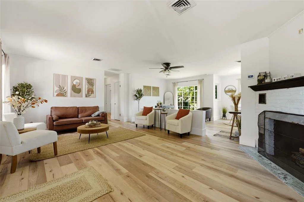 Photo of 418 EDWARDS DRIVE
