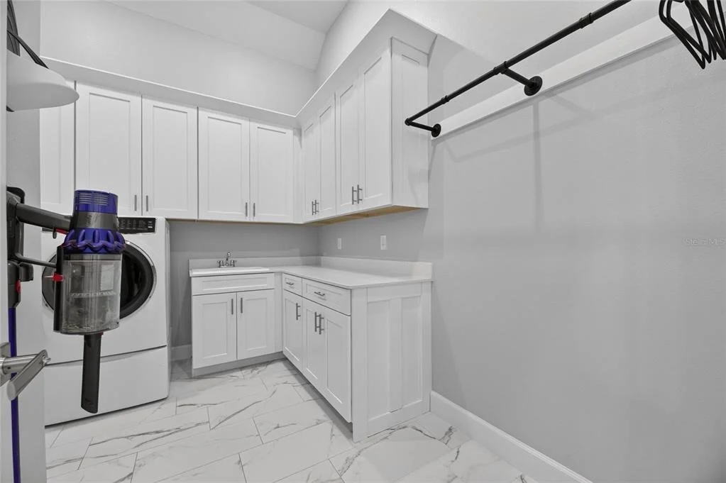 Photo of 825 MANNS HARBOR DRIVE