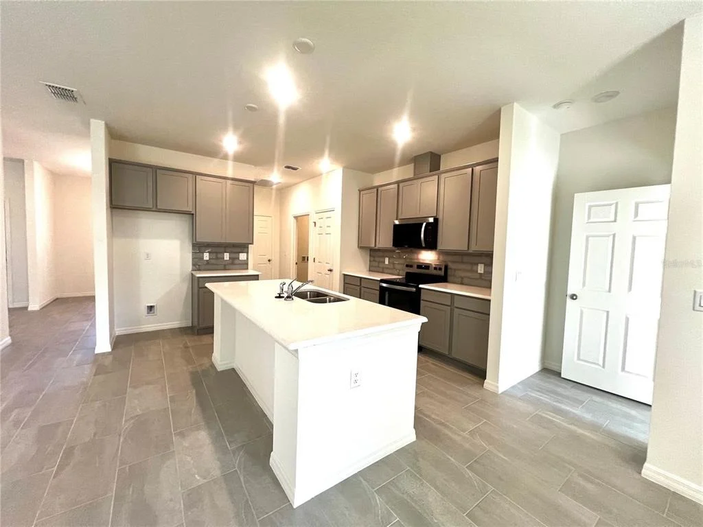 Photo of 4 LYNBROOK DRIVE