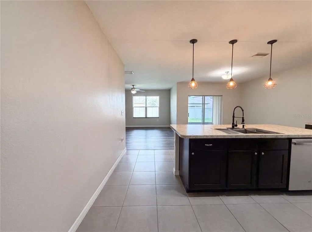 Photo of 16415 TREASURE POINT DRIVE