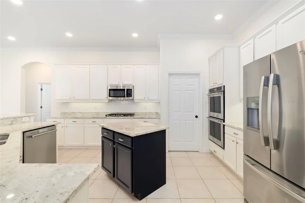 Photo of 10411 WINDING STREAM WAY