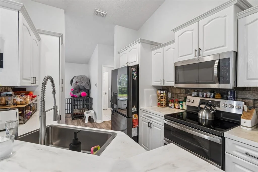 Photo of 12916 ITHACA AVENUE