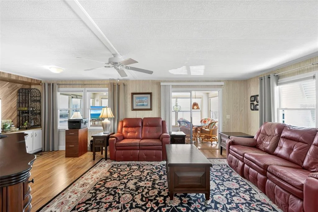 Photo of 320 LA COSTA