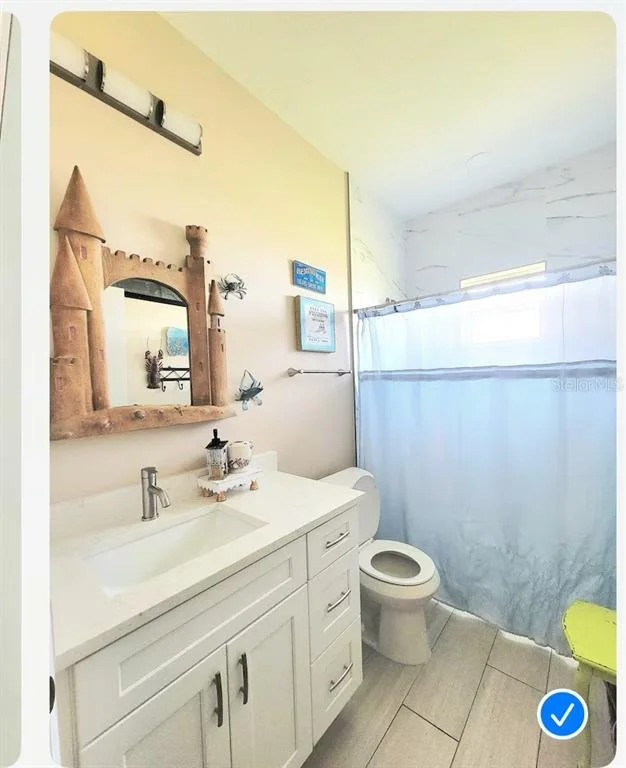 Photo of 562 FLAMINGO ROAD