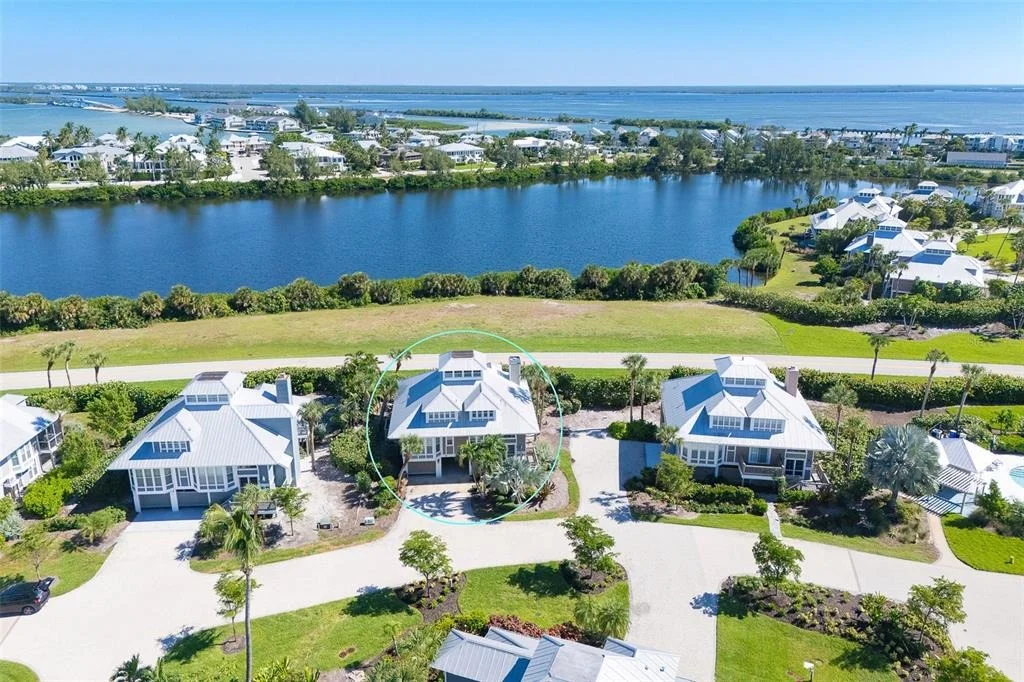 Photo of 36 SEAWATCH DRIVE DRIVE