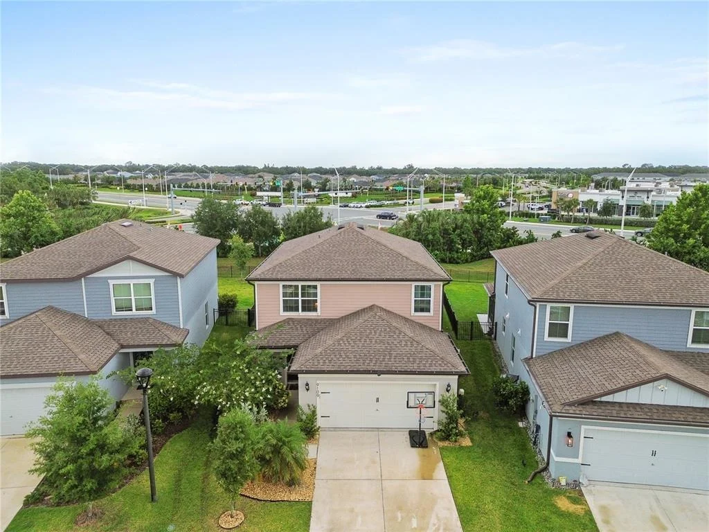 Photo of 9109 ROYAL RIVER CIRCLE