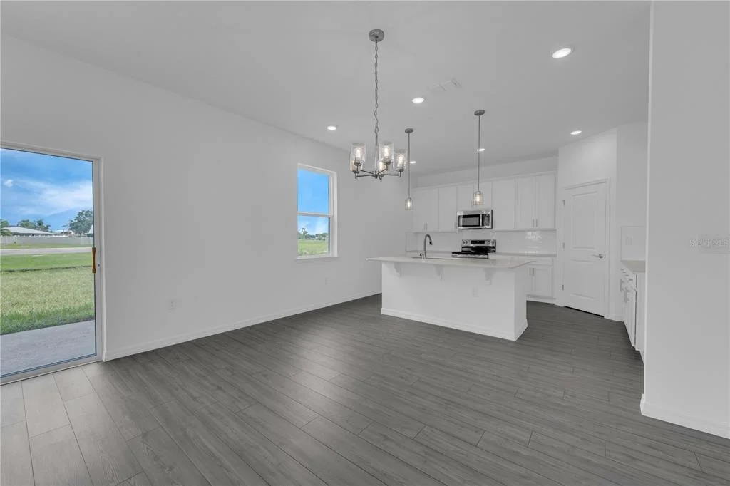Photo of 1830 HORSETAIL DRIVE