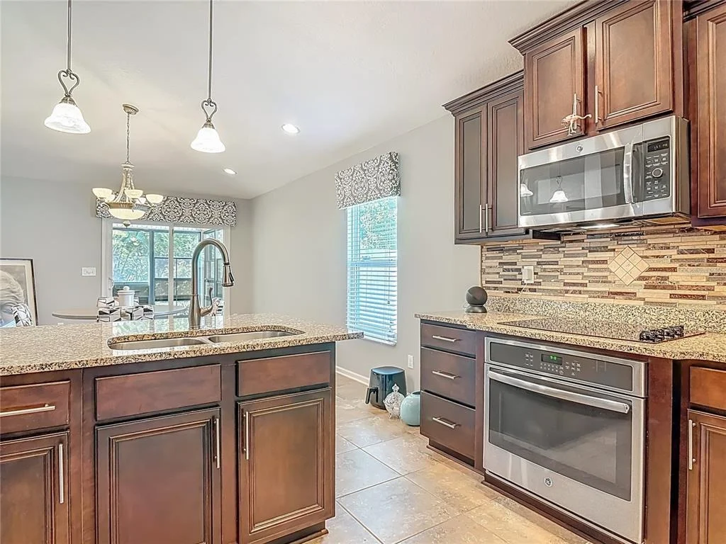 Photo of 21 ARROWHEAD DRIVE