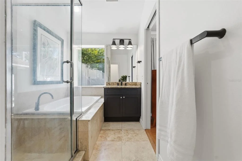 Photo of 517 AVERY AVENUE