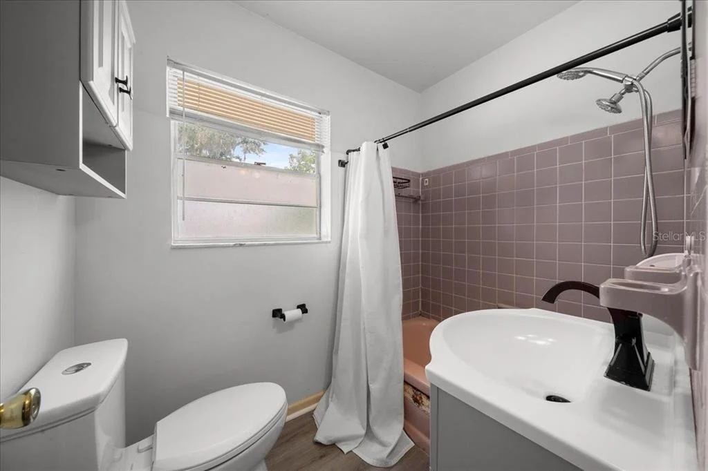 Photo of 2830 SE 6TH STREET