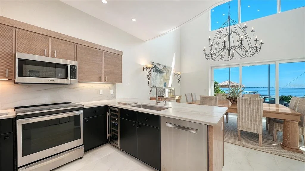 Photo of 3530 MISTLETOE LANE