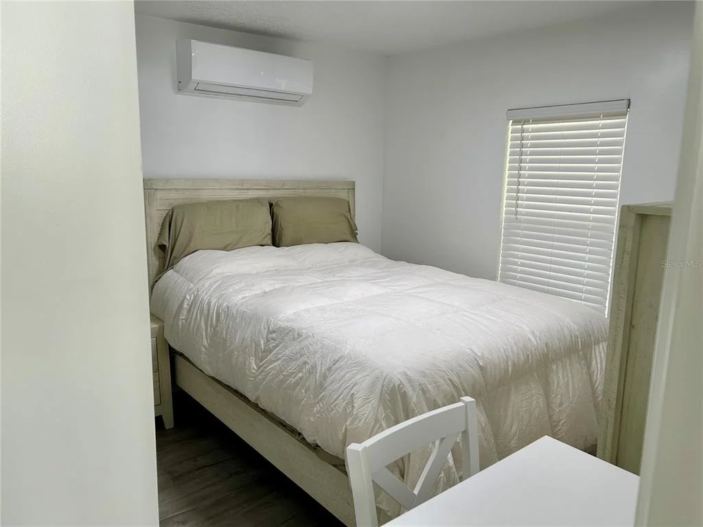 Photo of 23917 DEER ROAD