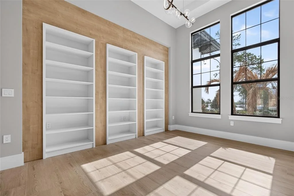 Photo of 16130 PENDIO DRIVE
