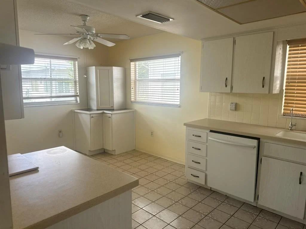 Photo of 5460 LEMON TREE LANE N