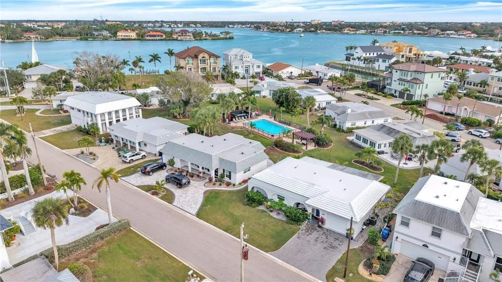 Photo of 904 INLET CIRCLE