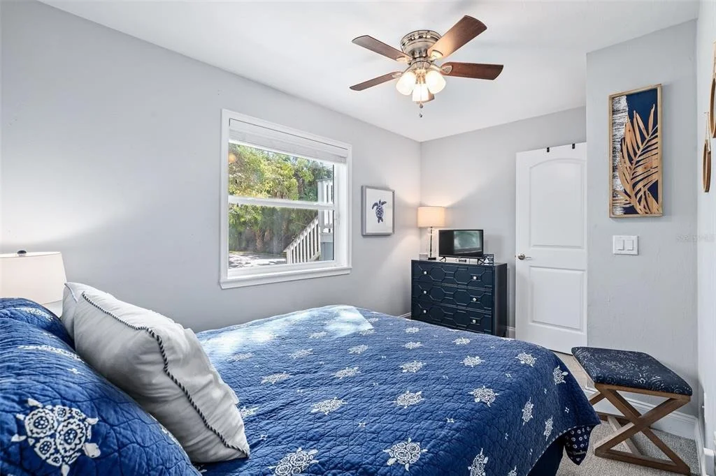 Photo of 1843 OAK PLACE