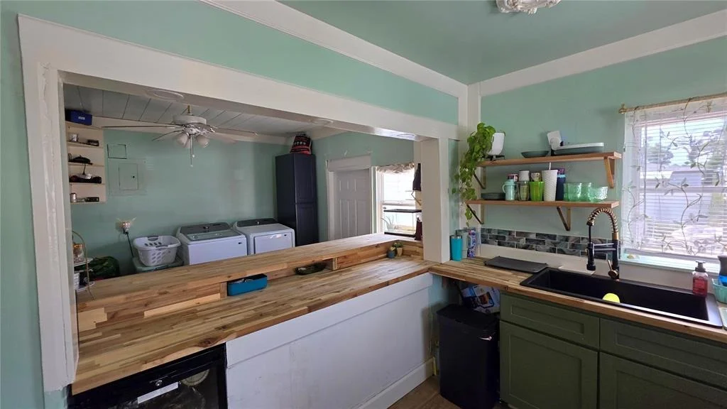 Photo of 1702 26TH STREET W