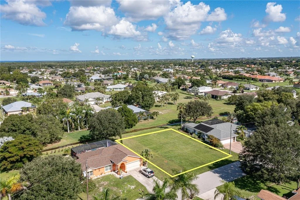 Photo of 7535 CORAL TREE
