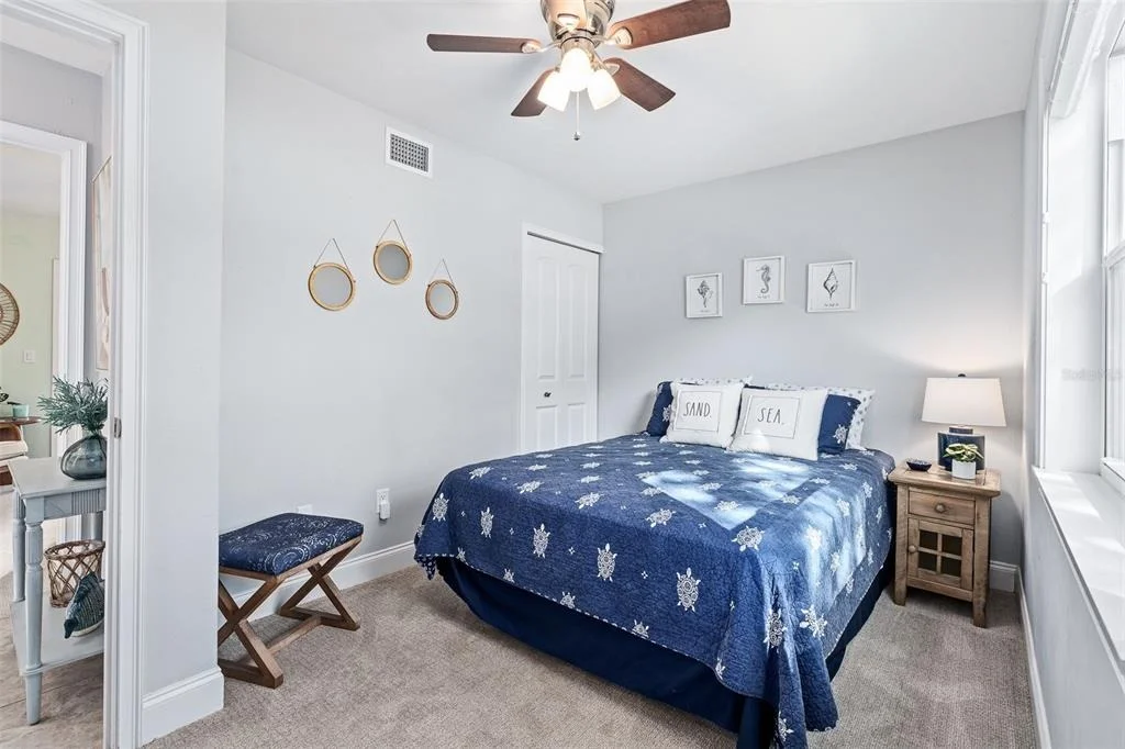 Photo of 1843 OAK PLACE