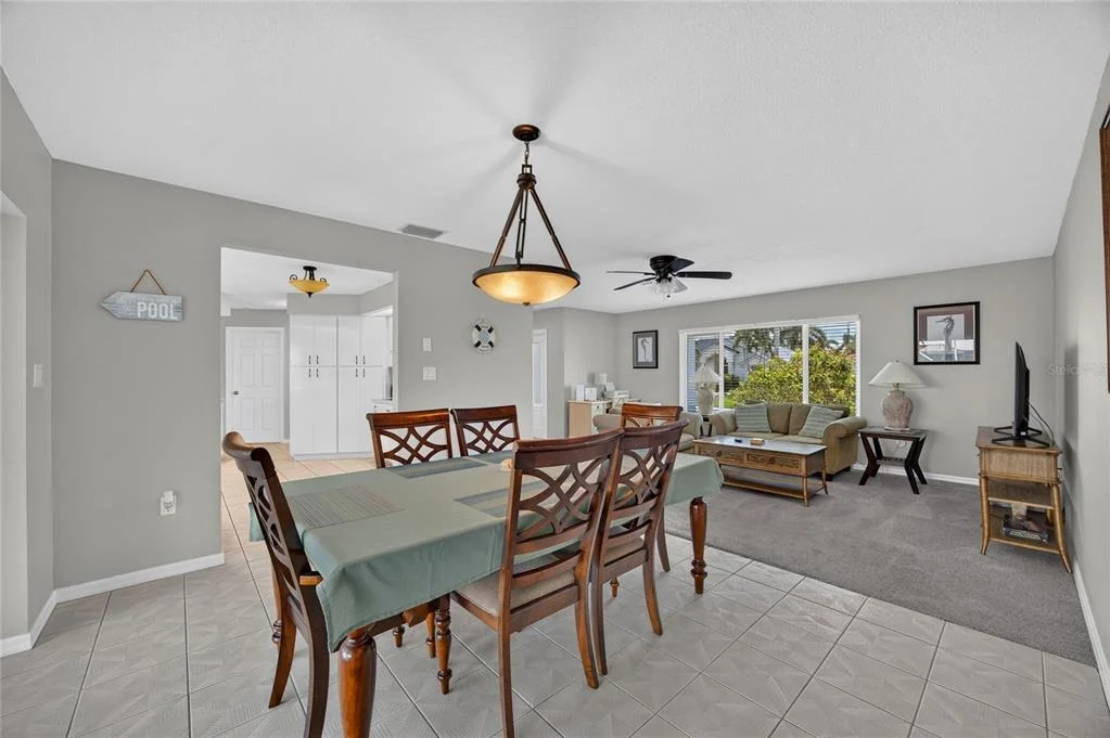 Photo of 2280 VIA ESPLANADE