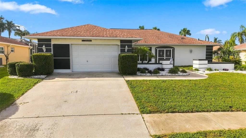 Photo of 10381 FLAG ROAD