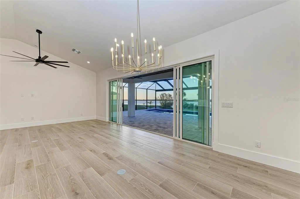Photo of 6100 RIVERSIDE DRIVE