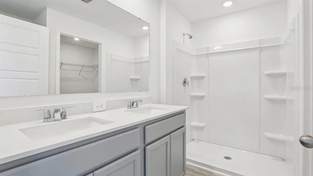 Photo of 5580 TAVERNA LOOP