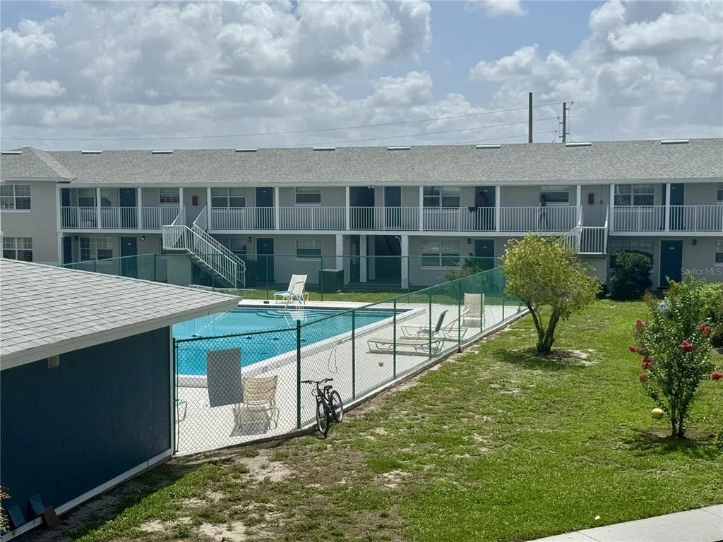 Photo of Unit D35 at 1400 EUDORA ROAD
