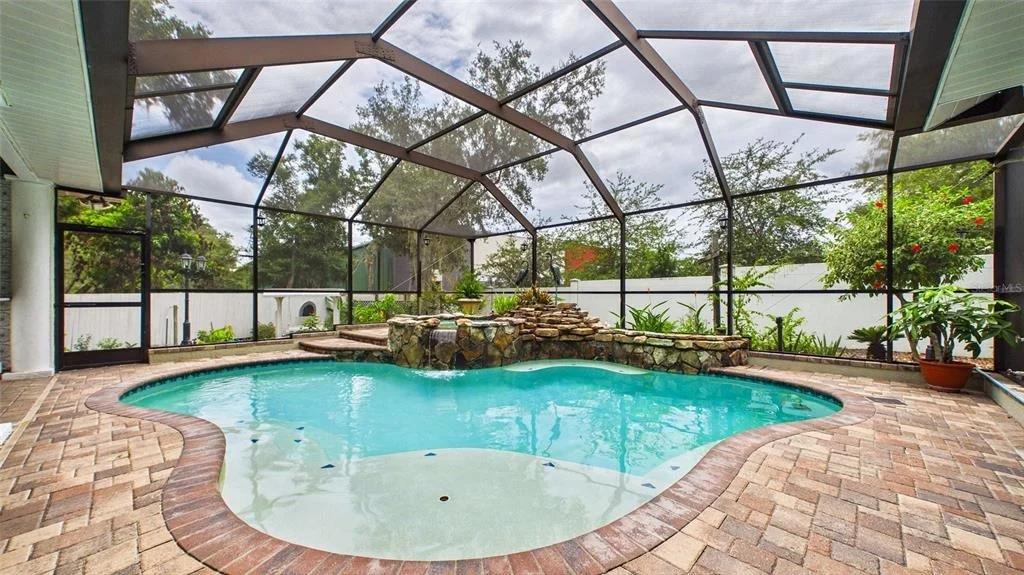 Photo of 7225 RIVER FOREST LANE